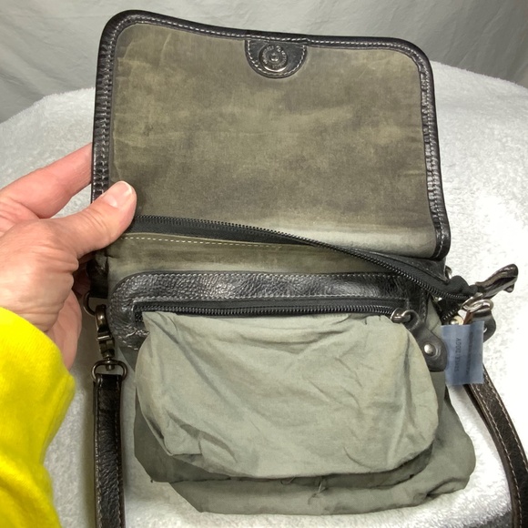 Bed Stu Ziggy Black Leather Crossbody Belt Bag - Picture 7 of 16